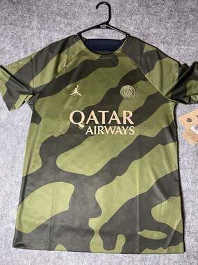 Jordan Paris Saint-Germain 2023/24 Academy Pro Fourth Dri-FIT Pre-Match Top